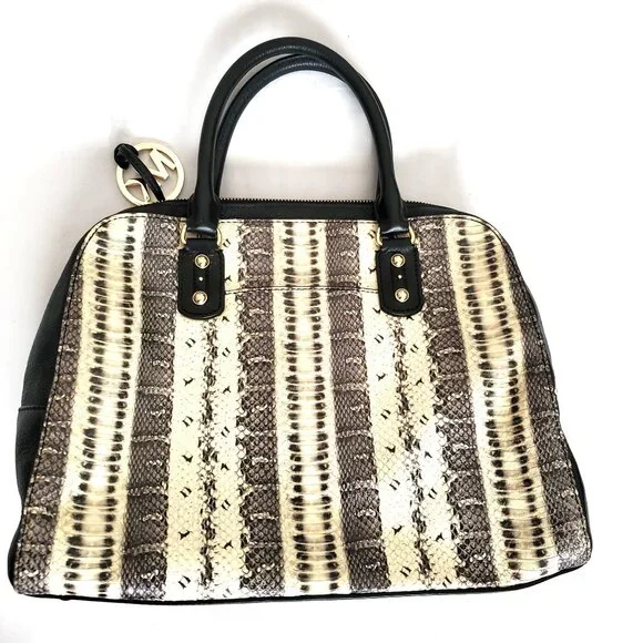 Michael Michael Kors SELMA Black/White Snake Print Leather Tote Bucket Handbag - Picture 5 of 15